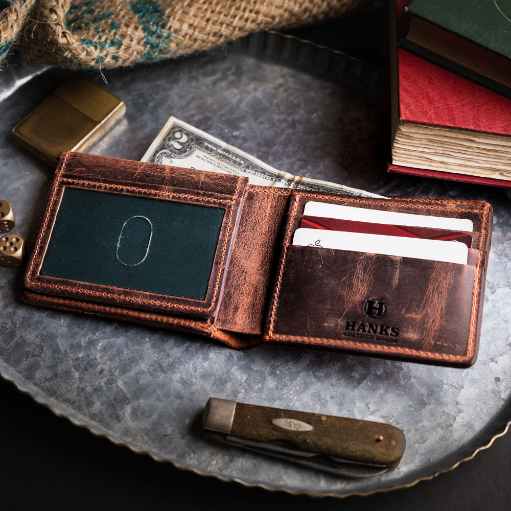 The 8 Best Slim Wallets of | Reviews by Wirecutter