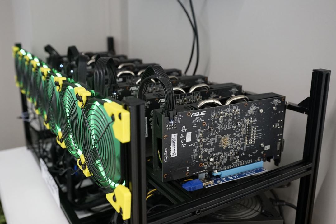 motherboard - How to correctly use 2 PSUs in a multi-GPU server - Super User