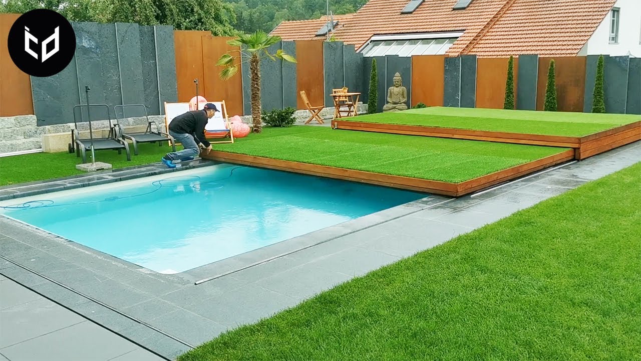 Alain Capeillères' Hidden Swimming Pool [France]