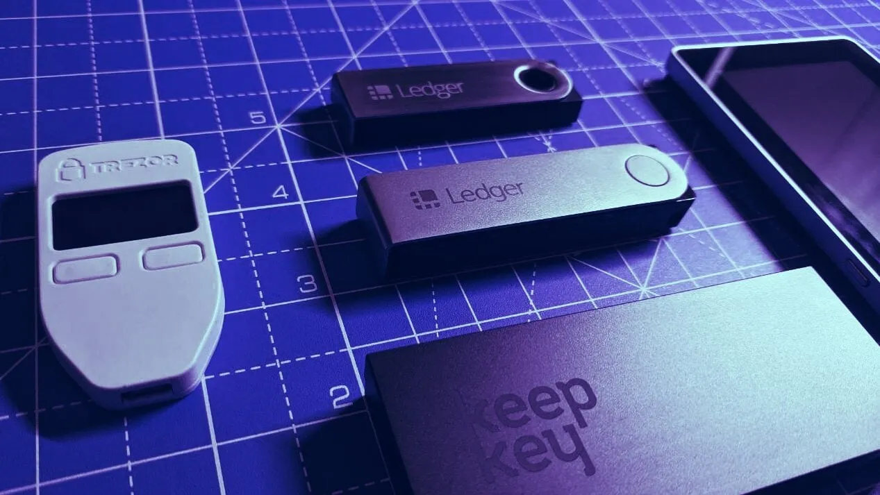 Ledger Nano S vs. X | Laptop Mag