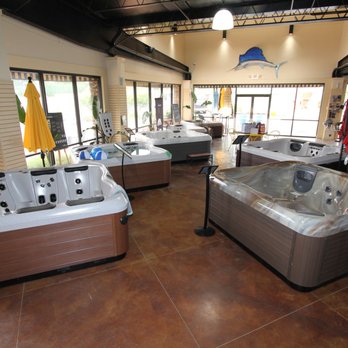 Hot Tubs in Warner Robins, GA | Hot Tub & Spa Stores | Bullfrog Spas