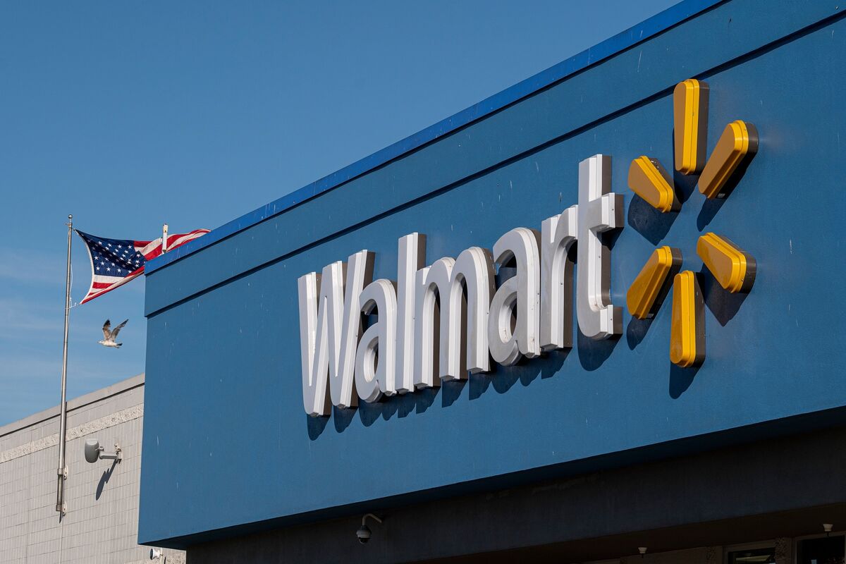 Bitcoin ATM: Walmart kicks off pilot program allowing shoppers to buy crypto in US stores