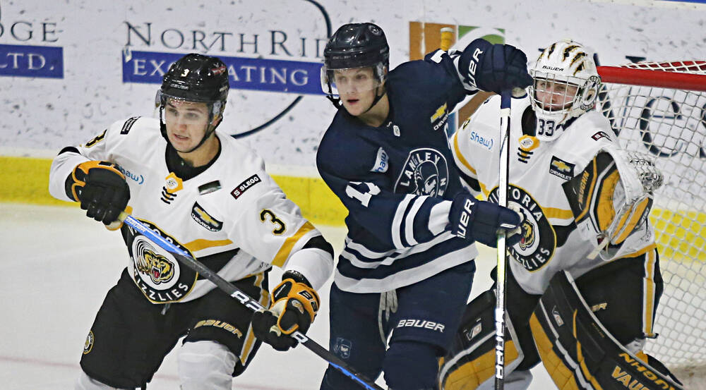 Prince George tops Powell River in BCHL battle of royals - Powell River Peak