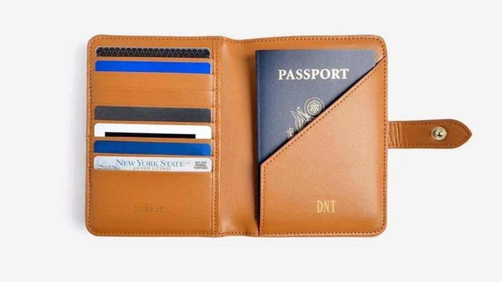 15 Best Travel Wallets for Men in 