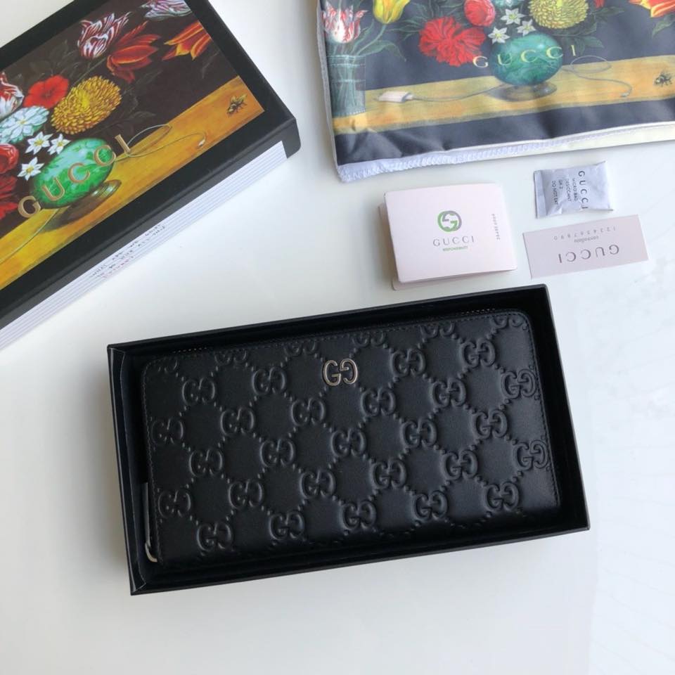 Gucci Web GG Supreme Wallet Brown | ONU