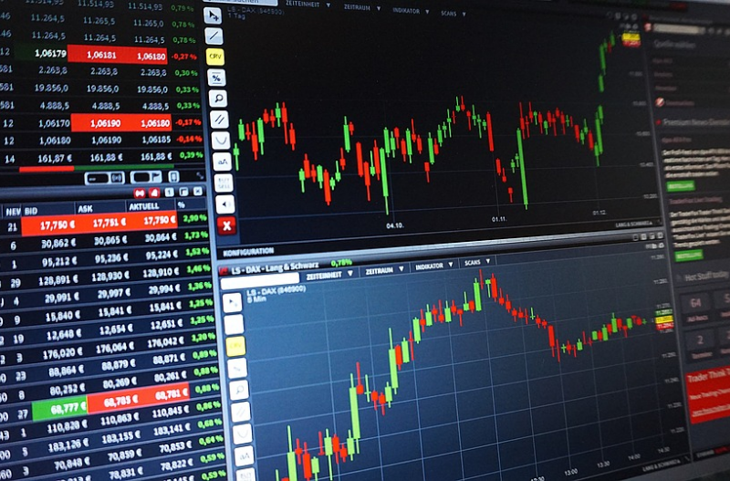 Best Forex Brokers in South Africa • Benzinga