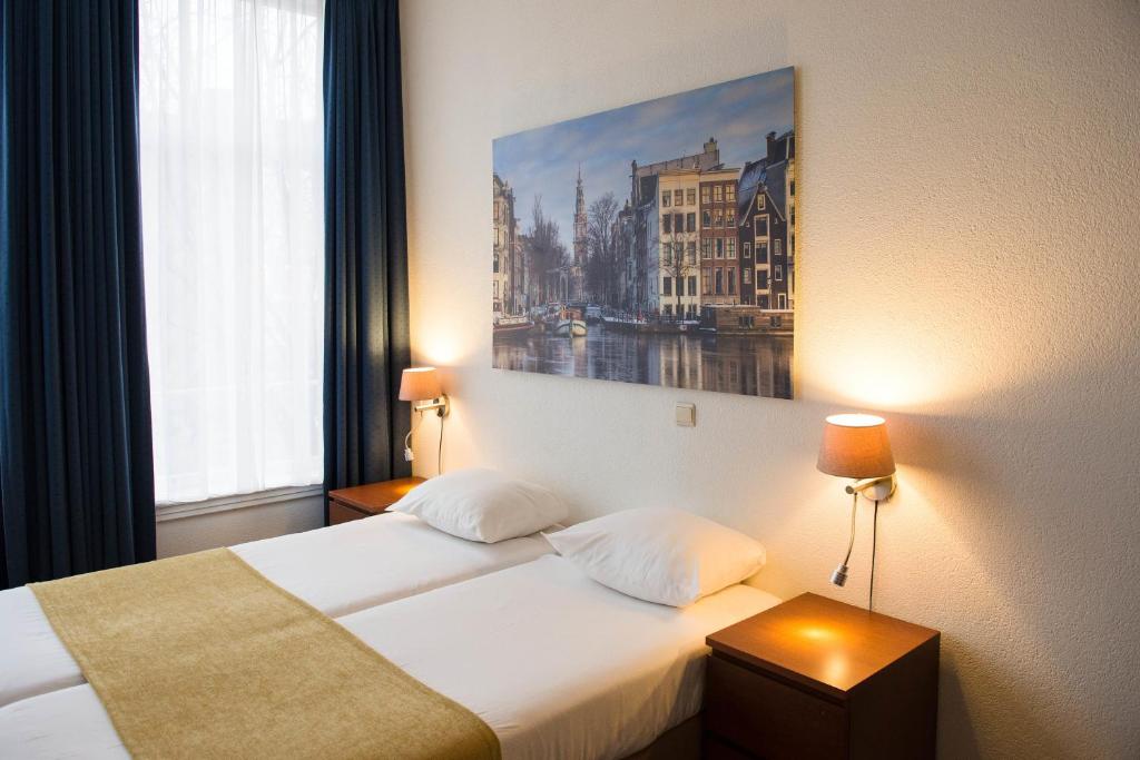 Hotel Residence Le Coin C$ (C̶$̶ ̶6̶1̶7̶). Amsterdam Hotel Deals & Reviews - KAYAK