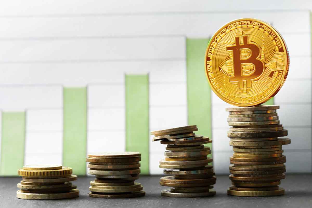 Is Now a Good Time to Buy Bitcoin?