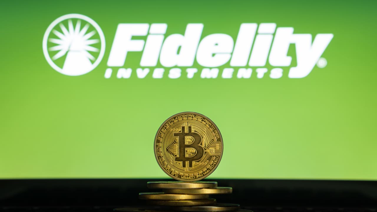 Ways to invest in crypto | Fidelity