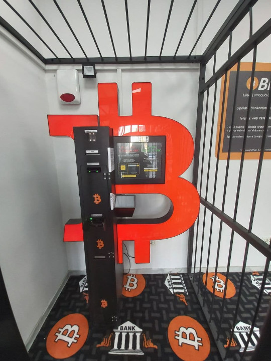 Bitcoin ATM machine in Zagreb at History caffe club - BitAccess |