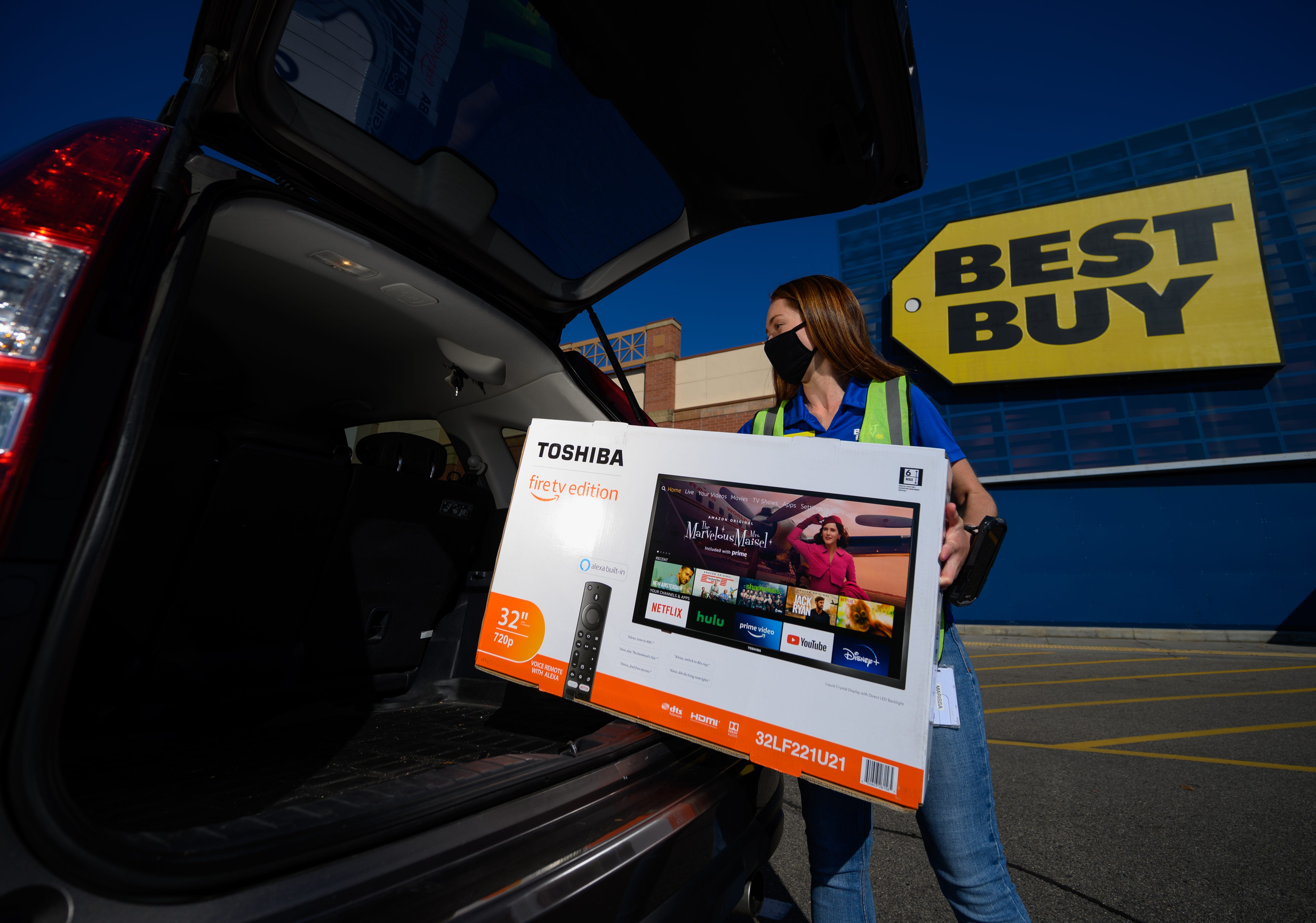 Black Friday Best Buy offering select deals Oct. 