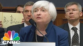 This Guy Really Wants the People Watching Janet Yellen’s Hearing to ‘Buy Bitcoin’