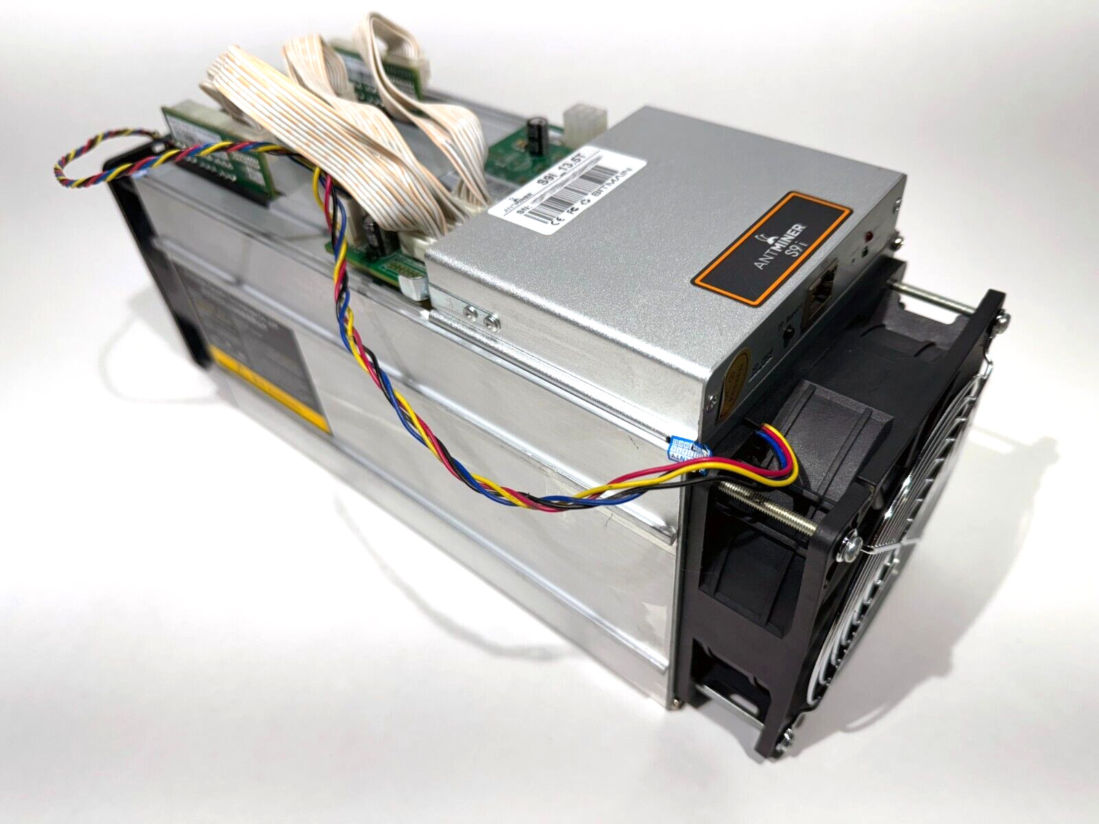 Bitmain Antminer S9i 14T at Rs | ASIC Miner in Kanpur | ID: 