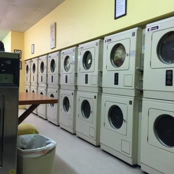 Lighthouse Laundry - Coin-Operated Washer in Brunswick, ME