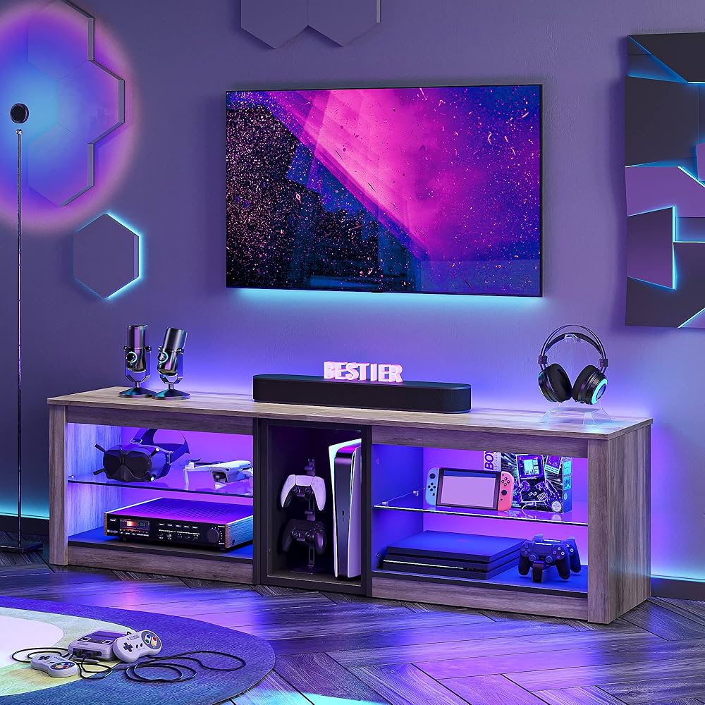 Best TV Stands and Consoles: Where Function Meets Fashion! - Decorilla Online Interior Design