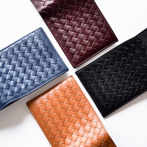 Sell Goyard Goyardine Bifold Wallet - Red | cointime.fun