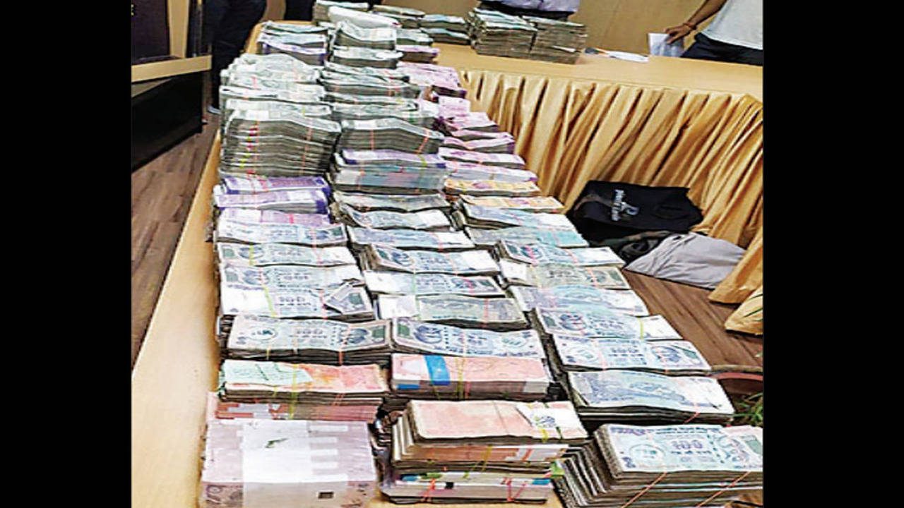 Rs 2 crore hawala money seized from Kasaragod in last two months