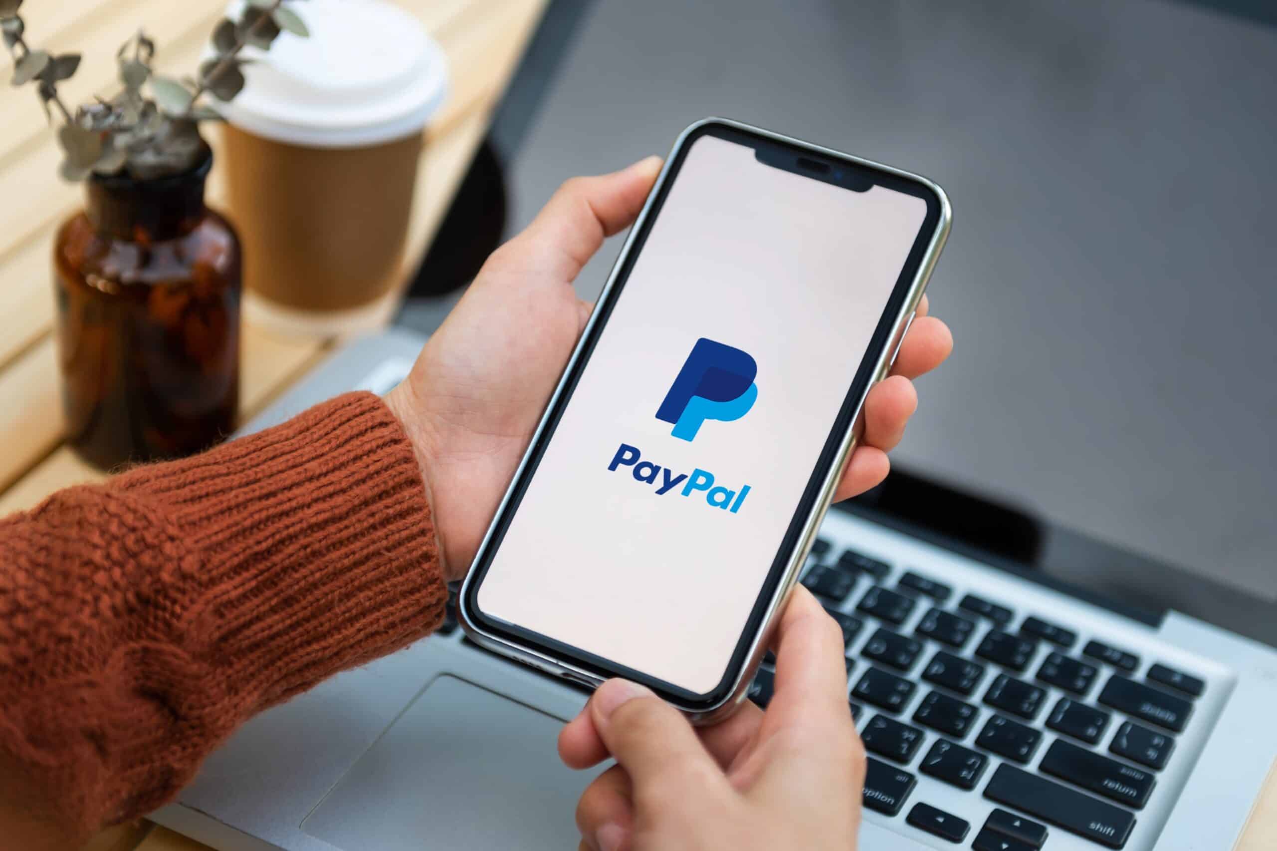 What can I do if I've changed my mobile number and can't log in? | PayPal GB