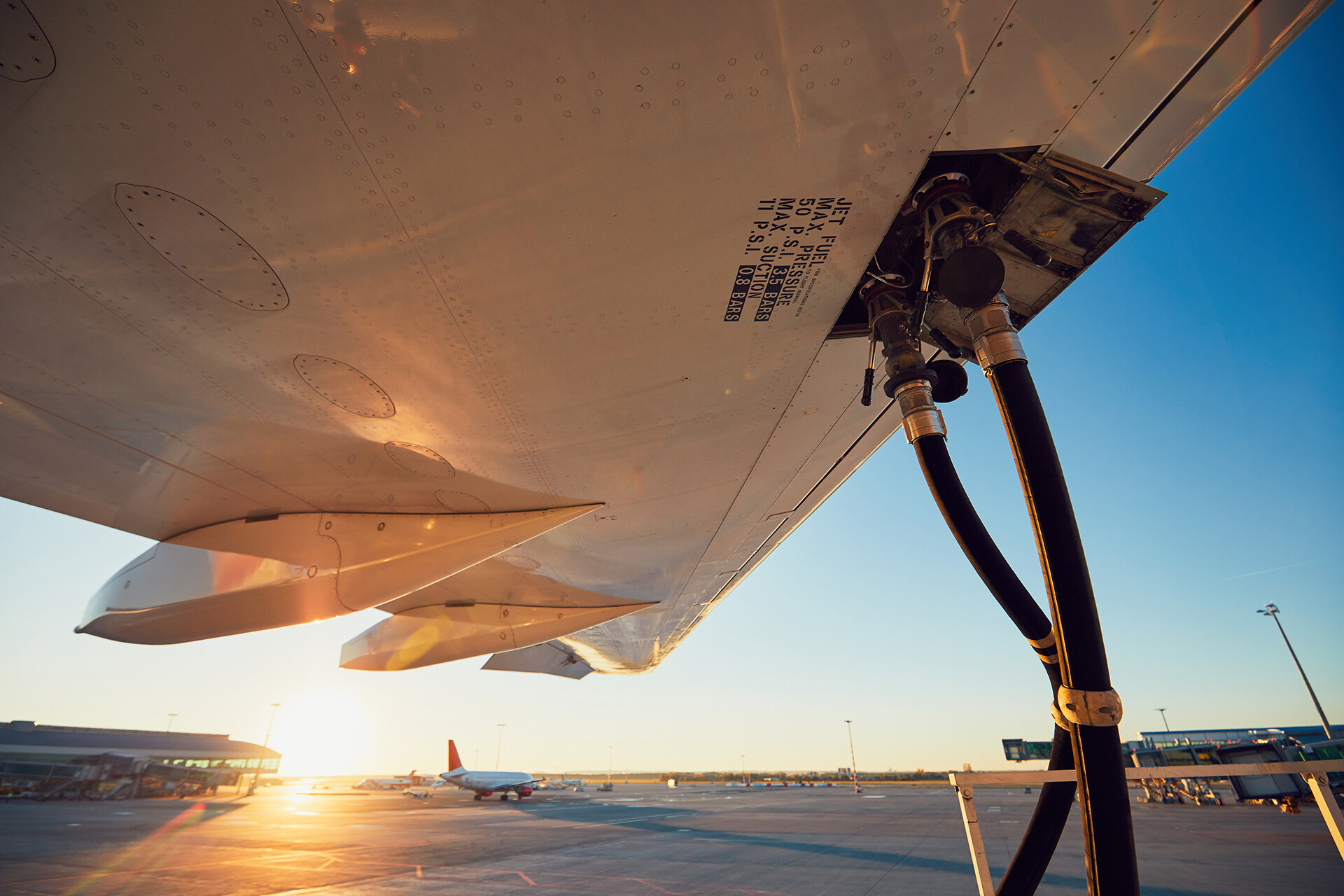 Fueling Jets With Trash? Investment Flows Into Sustainable Aviation Fuel