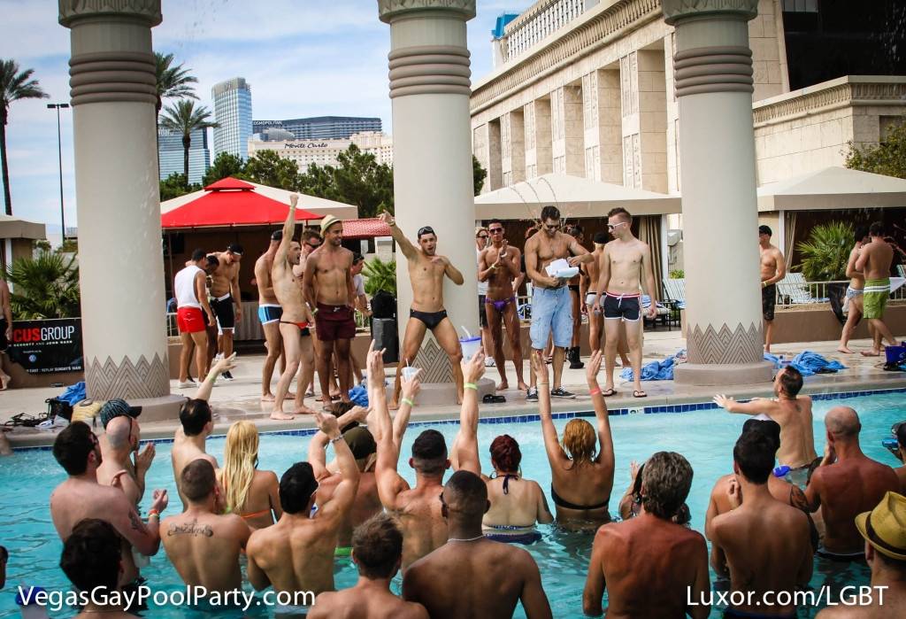 Las Vegas Memorial Day Weekend | Pool Parties & Day Clubs