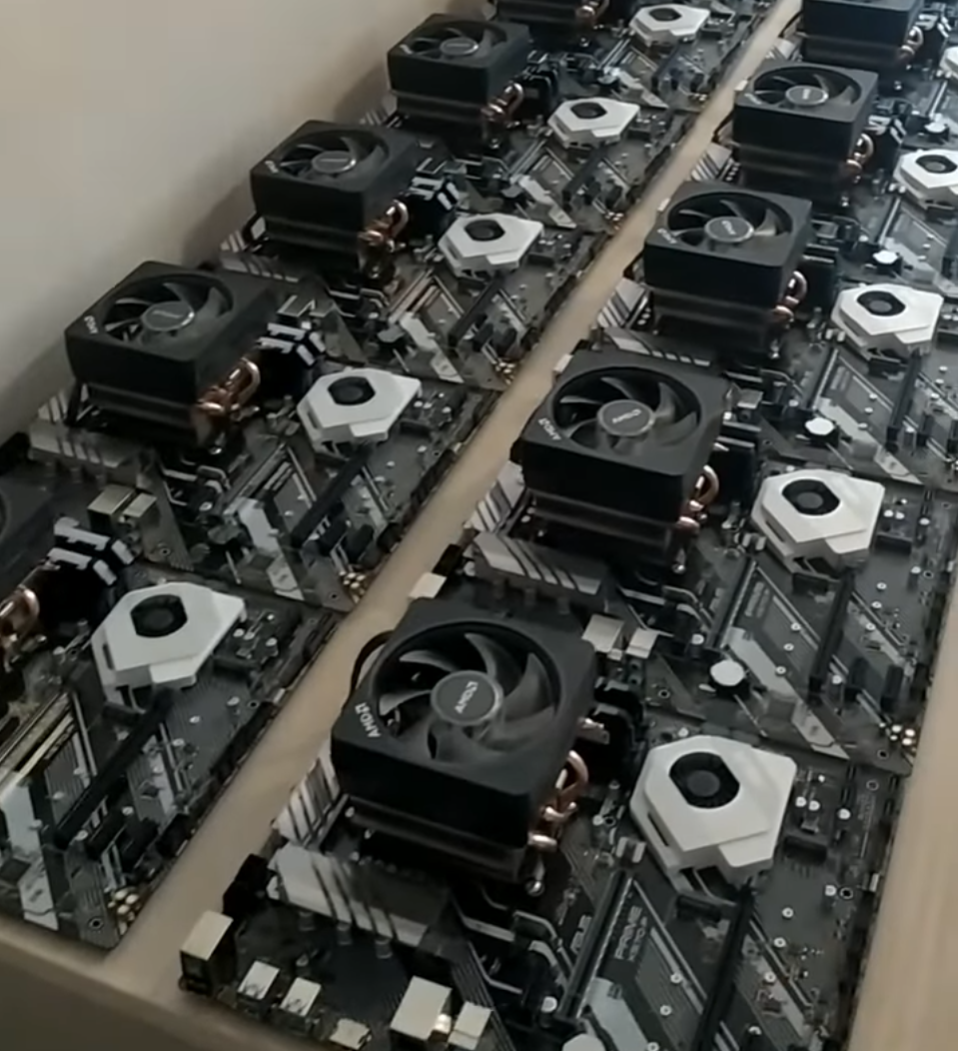 X16r with Awesome Miner